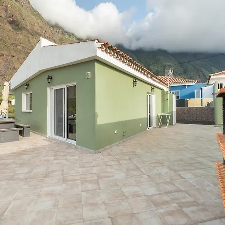 Dom wakacyjny Casa Miramar *